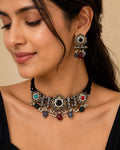 Dvaita Luxe Chokar